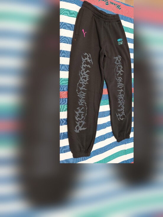 Puma Rick and Morty Other - Black Leggings with Gray Tribal Flame Graphic. Puma , Rick And Morty (Adult Swim